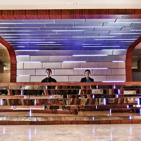 Grand Delta Hotel Medan Exterior foto