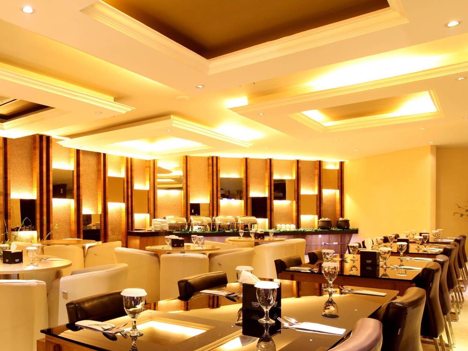 Grand Delta Hotel Medan Exterior foto