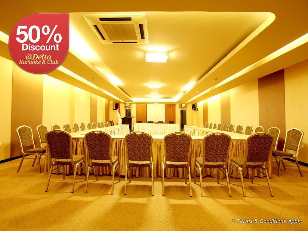 Grand Delta Hotel Medan Exterior foto